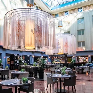 **** Hotel Radisson Blu Alemania